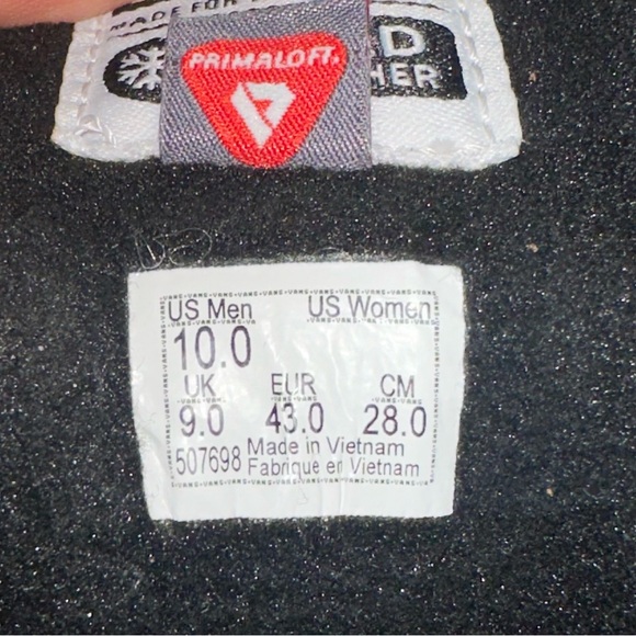 Men Vans High-Top Sneakers for Cold Weather with Waterproof Membrane - Picture 4 of 11